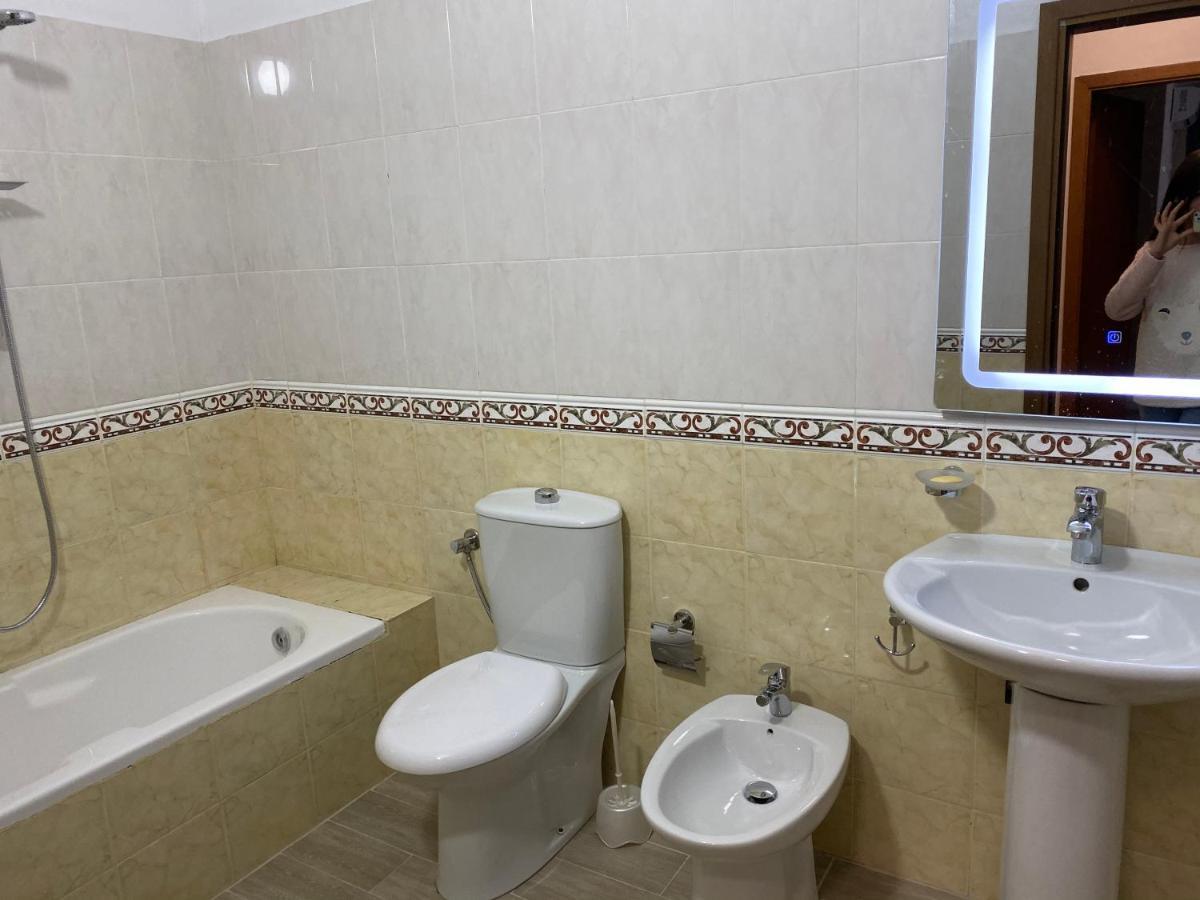 Vollga Apartment-the Best Sea View Of The City Apartament